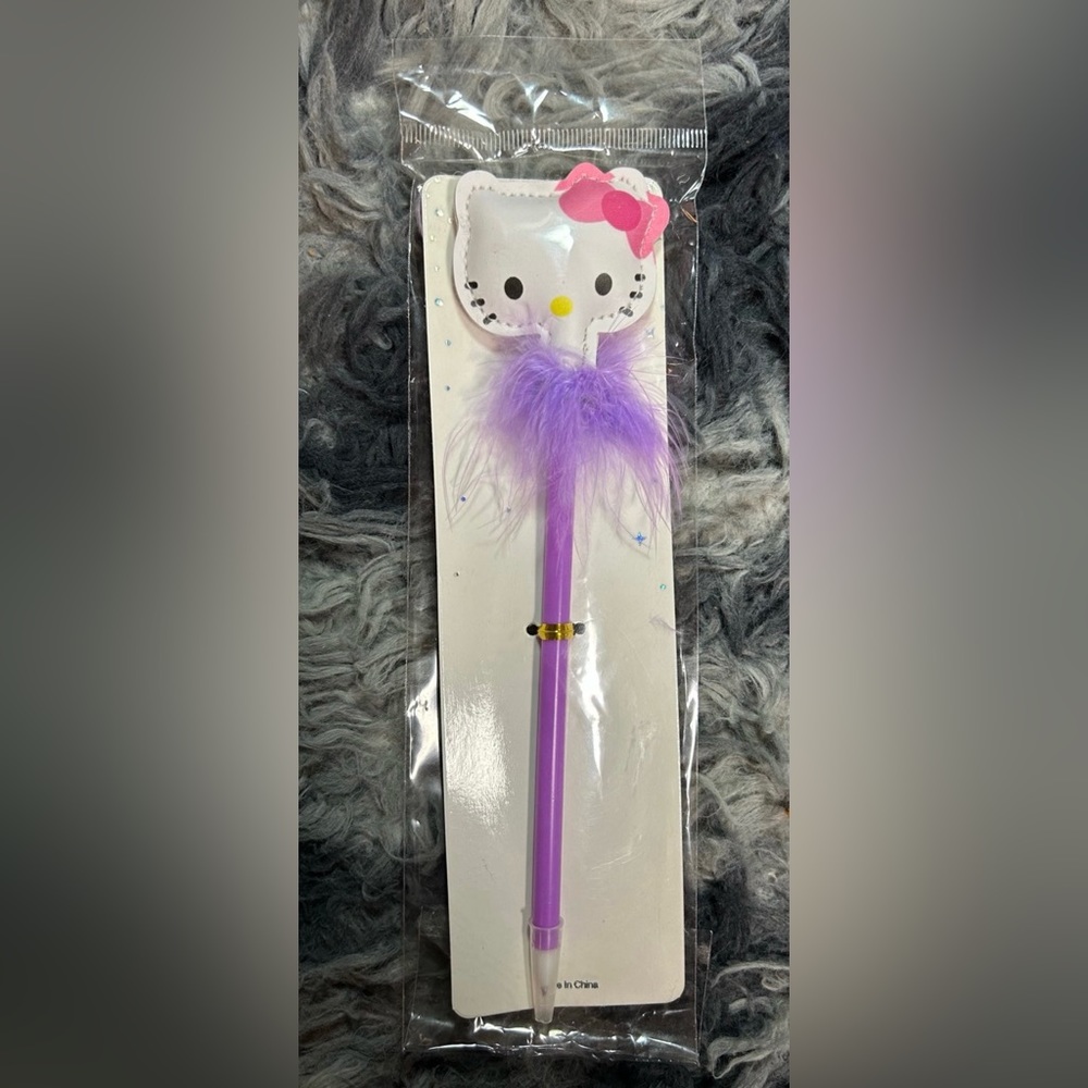 Hello Kitty Bundle - Picture 4 of 7